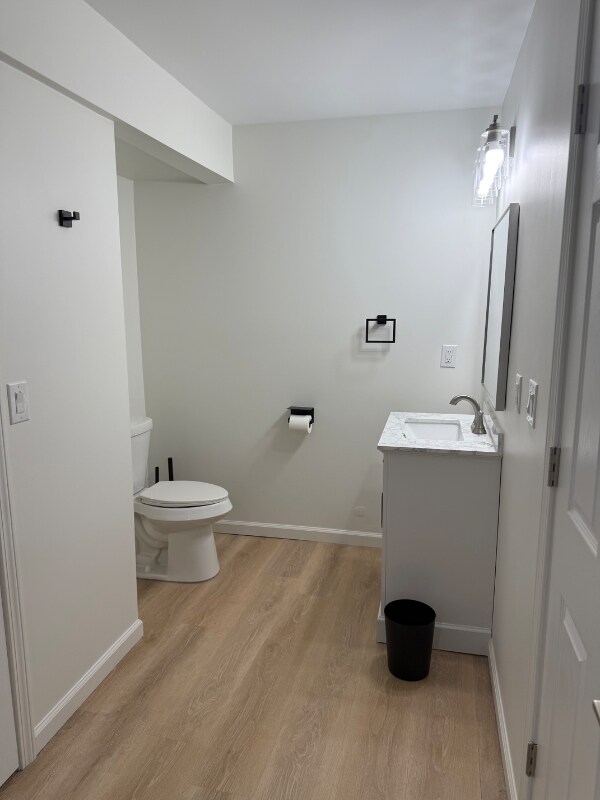 Building Photo - 34 Cross St