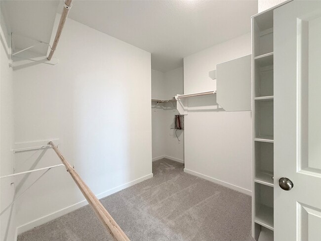 Building Photo - 31906 Blossom Ln