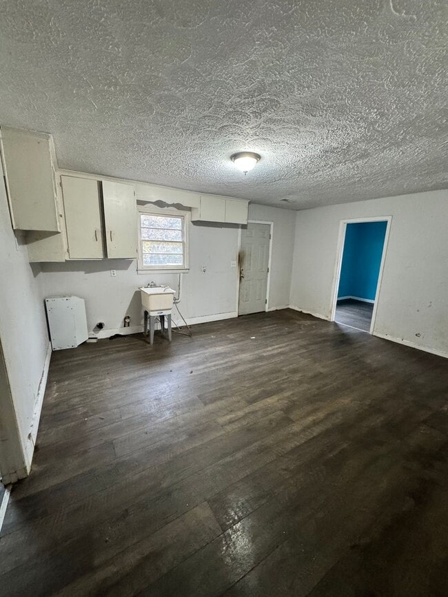 Building Photo - 4/2 home in Shelby, NC