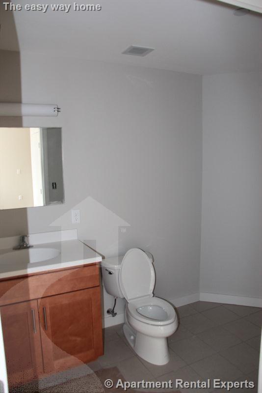 Building Photo - 632 Massachusetts Ave