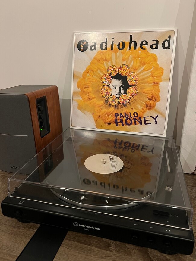 Building Photo - 353 Mariposa Dr