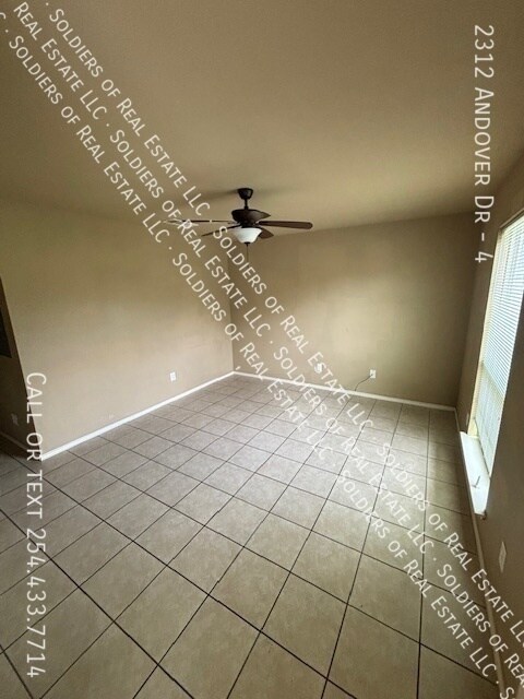 Building Photo - 2312 Andover Dr