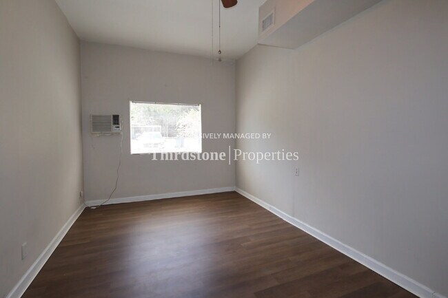 Building Photo - 789 Gardenia Ln