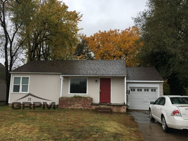Primary Photo - Great Location, Clean 2 bedroom