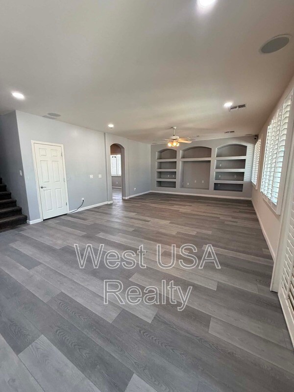 Building Photo - 20652 N Donithan Way