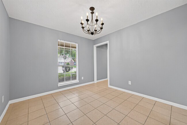 Building Photo - 6715 Greenvale Ln