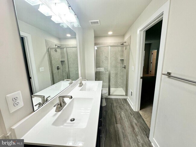 Building Photo - 24706 Pantzlaff Farm Terrace