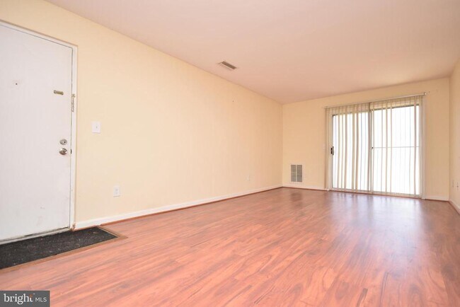 Building Photo - 14905 Rydell Rd