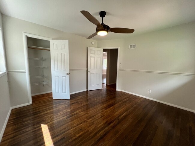 Building Photo - Lovely North Fargo Home