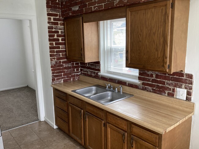 Building Photo - 4649 Westway St