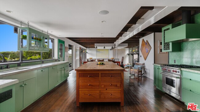 Building Photo - 31970 Pacific Coast Hwy