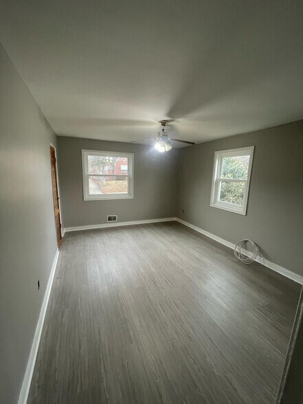 Bedroom 2 - 3403 Aberdeen St