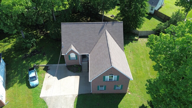 Building Photo - 2105 Academy Way