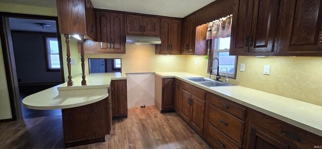 Building Photo - 9750 S Packerton Rd