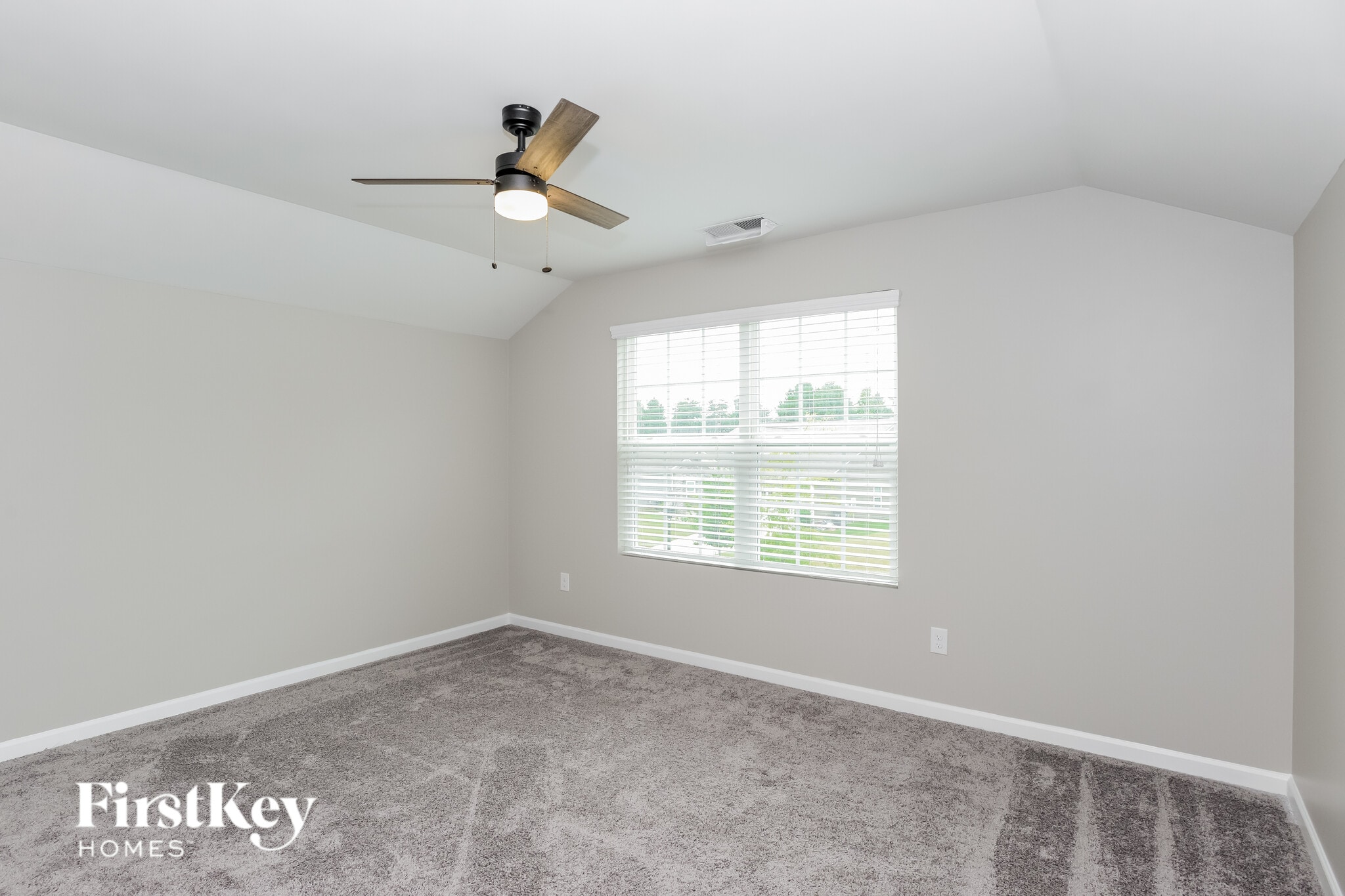 Building Photo - 6014 Eleanor Rigby Rd