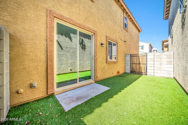 Building Photo - 7770 W Alvarado Rd