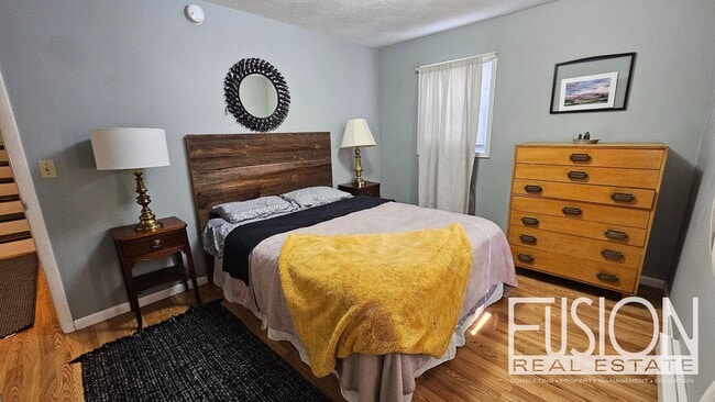 Building Photo - 140-142 Pine St