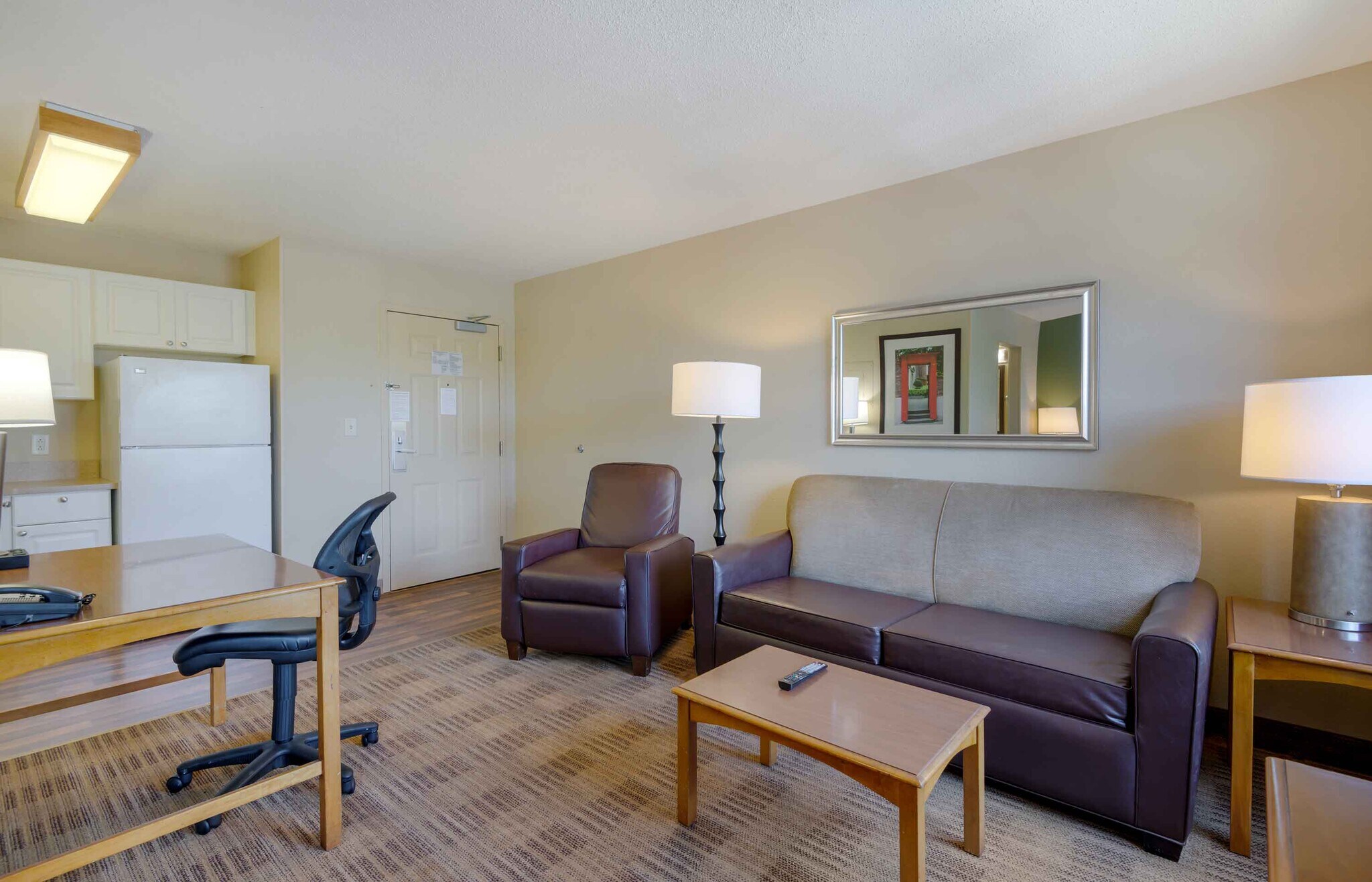 Building Photo - Furnished Studio-Greensboro - Airport