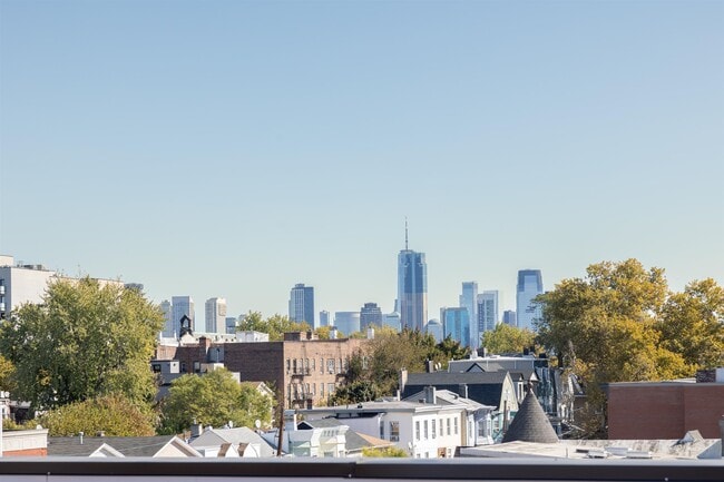 Building Photo - 61 Belmont Ave