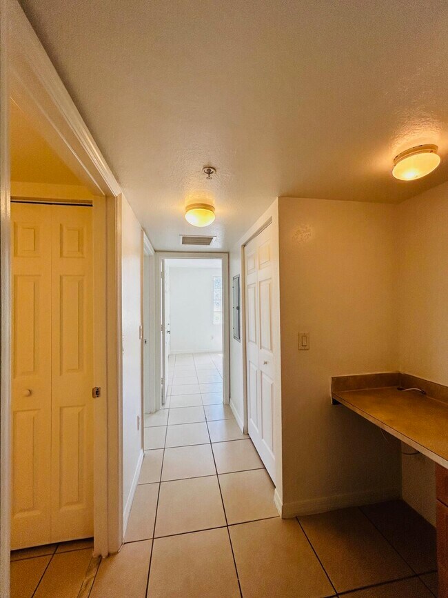 Building Photo - 6752 Heritage Grande
