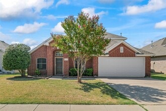 Building Photo - 1133 Hillwood Dr