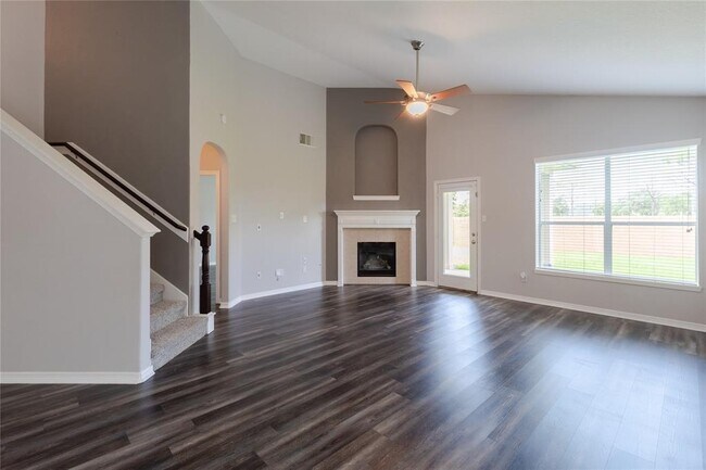 Building Photo - 12403 Gentlebrook Dr
