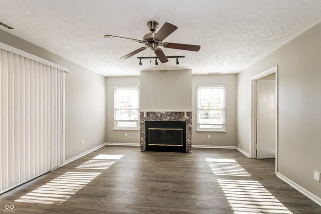 Building Photo - 3811 Oil Creek Dr