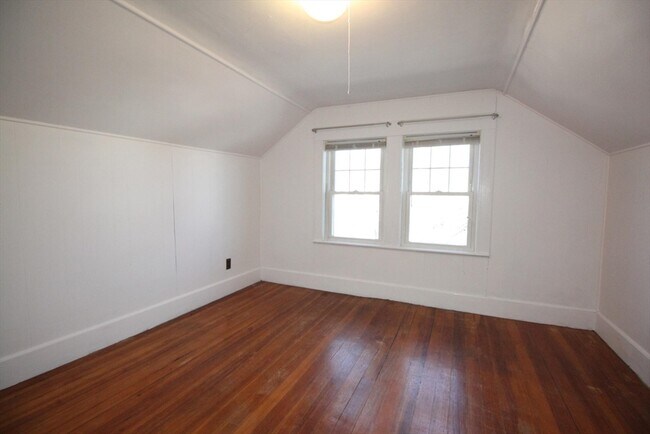 Building Photo - 63 Foster St