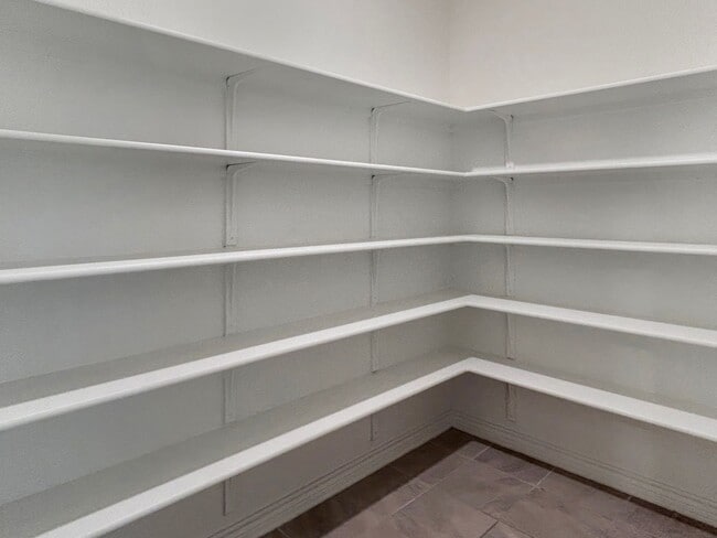 Building Photo - Open-Concept Converse Home with Loft + Covered Patio