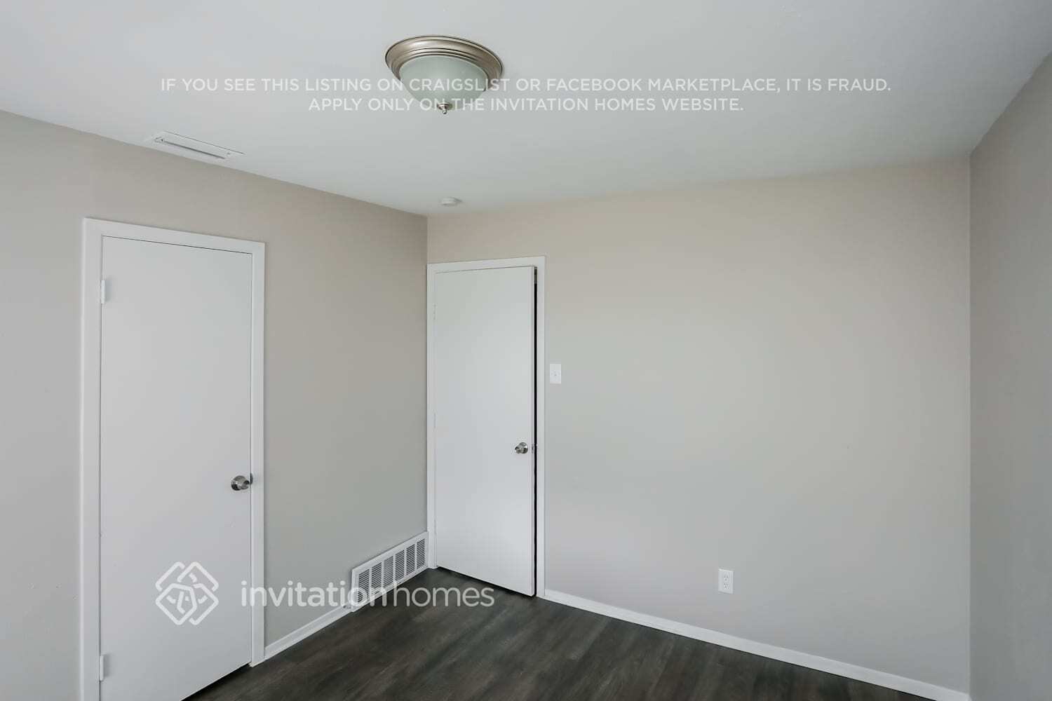 Building Photo - 215 Adams St