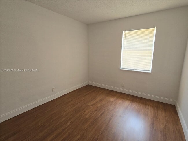 Building Photo - 2650 NW 60th Way