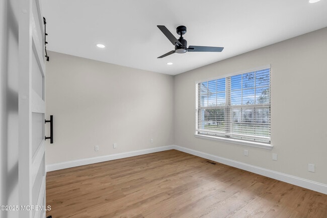 Building Photo - 50 Gimbel Pl