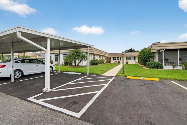 Building Photo - 202 Bedford St