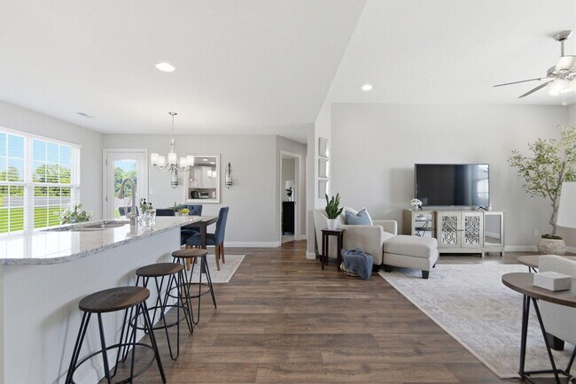 Building Photo - 3805 Flatwater Dr