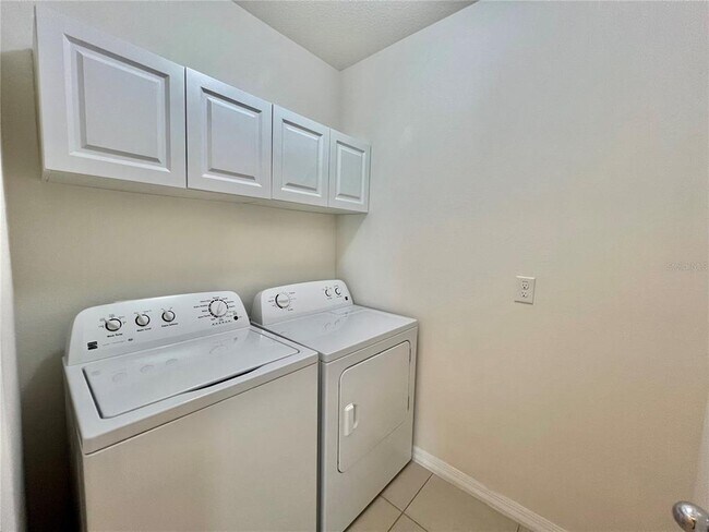 Building Photo - 1512 Diamond Loop Dr