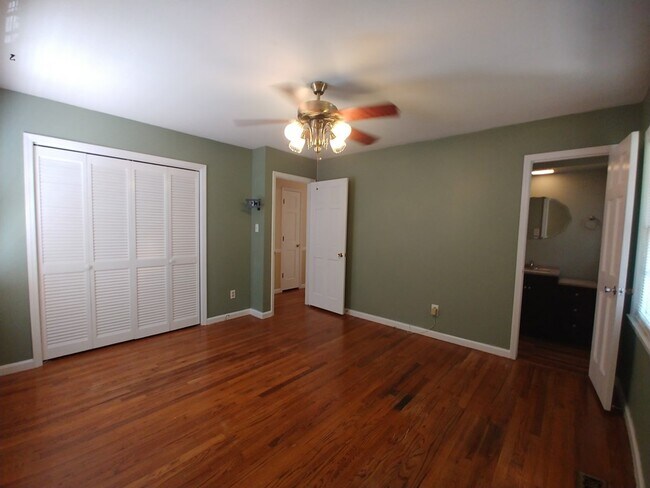 Building Photo - 2625 Partridge Dr