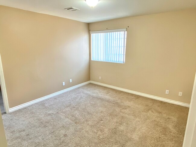 Building Photo - 15917 Sierra Vista Ct