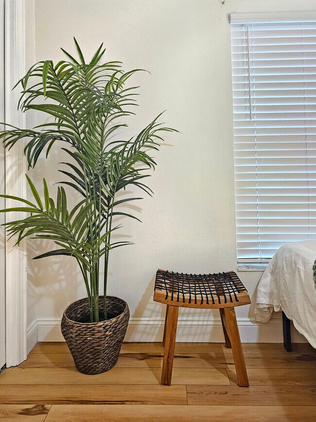 Building Photo - 11402 Suncreek Pl