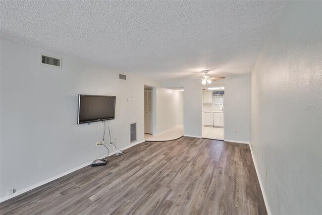 Building Photo - 801 83rd Ave N