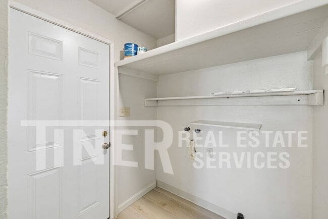 Building Photo - 3837 Marshall Ave