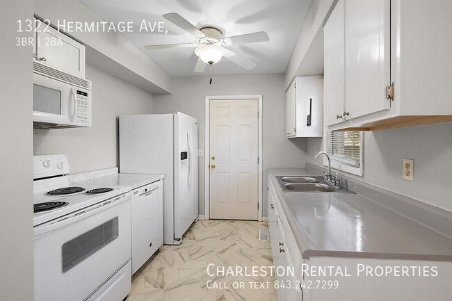 Building Photo - 1322 Hermitage Ave