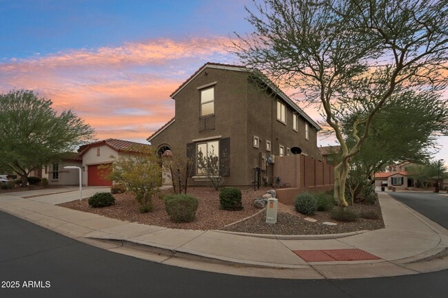 Primary Photo - 7351 W Palo Brea Ln