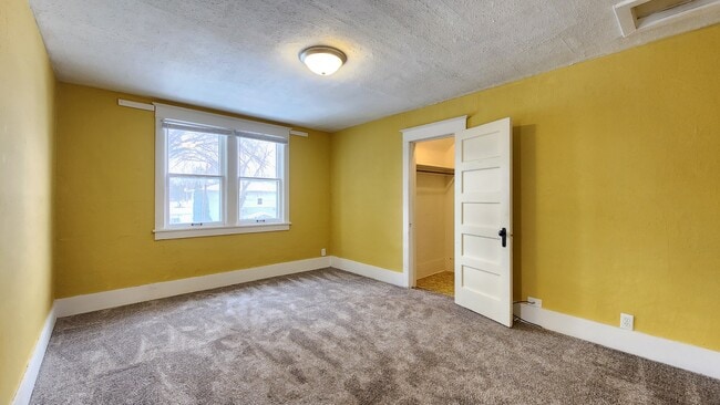 Building Photo - 1228 10th St N