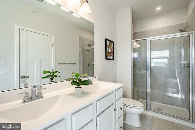 Building Photo - 74 Glory Maple Ln