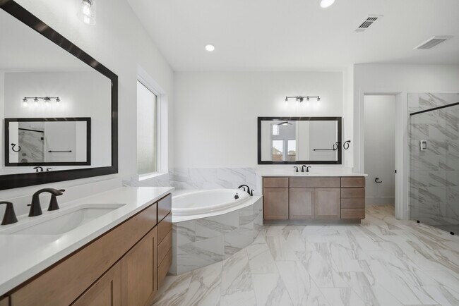 Building Photo - 7506 River Birch Ct