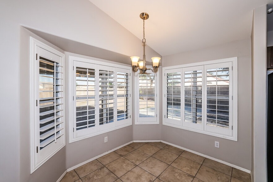 Building Photo - 20706 N 98th Ln