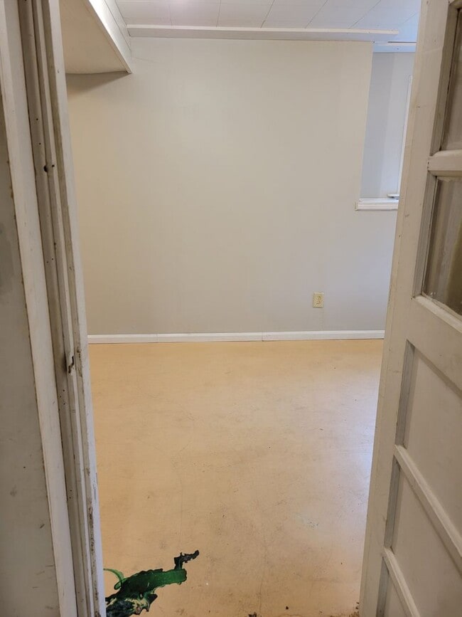 Building Photo - Single Family Home