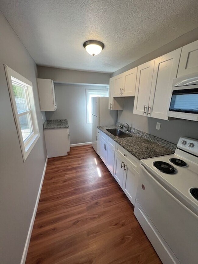 Building Photo - A Great 3BD/1BA Single Family Home!
