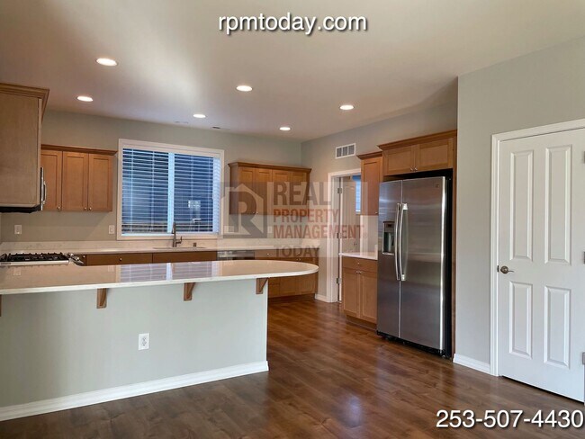 Building Photo - Gorgeous 2 Bedroom in 55+ Community!