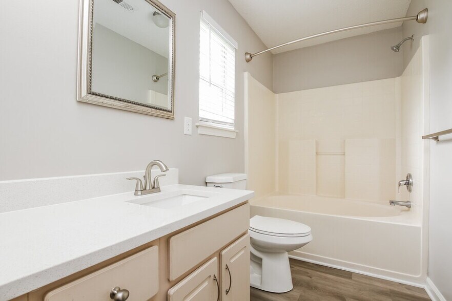 Building Photo - 8809 Little Hampton Pl